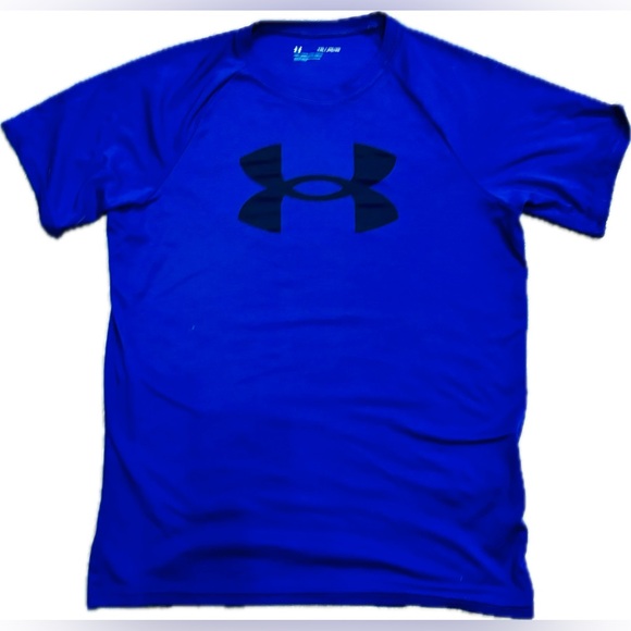 Boys under Armour Dri-Fit Size- YXL
RED AND ROYAL BLUE- EUC $15 for both - Picture 2 of 9